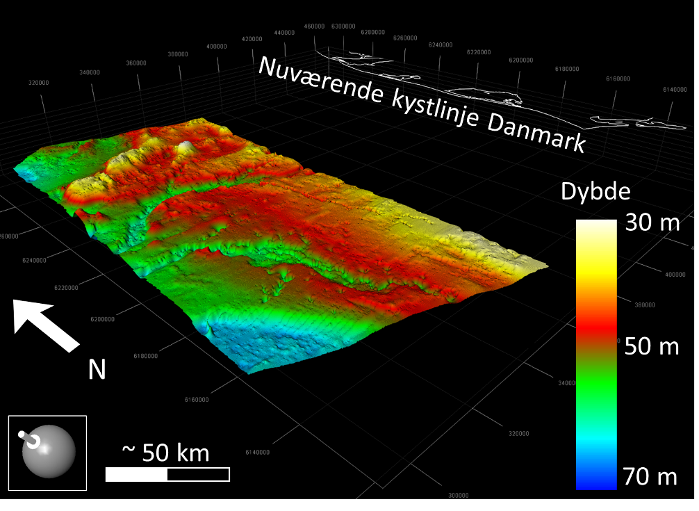 3D perspektiv af det begravede og oversvømmede palæolandskab i Doggerland ud for den jyske vestkyst, kortlagt ved hjælp af højopløselige seismiske data. På figuren ses to større fjorde der begge leder ud til Elbe Palæo Valley længere mod vest. (Figur af K.J: Andresen & N.K. Andersen).